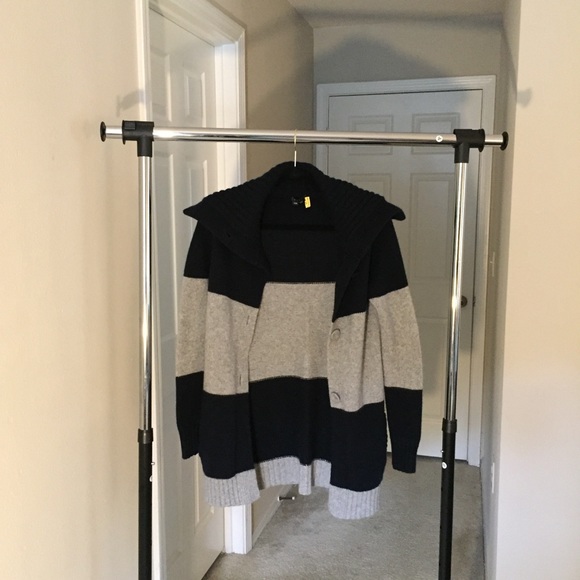 Sold - Picture 2 of 7